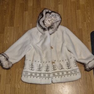 Cozy Cream Teddy Jacket with Faux-Fur Trim